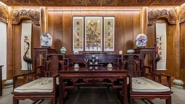 八爪金盘的寓意:八爪钻戒的寓意 “虎行雪地梅花五，鹤立霜田竹叶三”能作中堂用联吗？