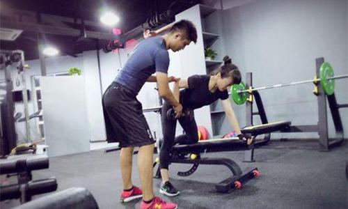杨丞琳包养:真的会有富婆包养小鲜肉吗？