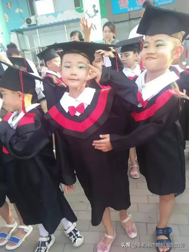 梁漱溟简介:辜鸿铭梁簌溟的书法怎么样？
