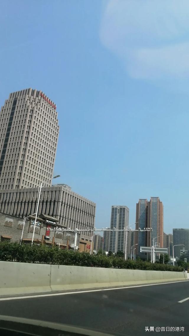 俞敏洪宣布将退休:为什么俞敏洪发言，有的媒体在批评，而有些网友却表示支持