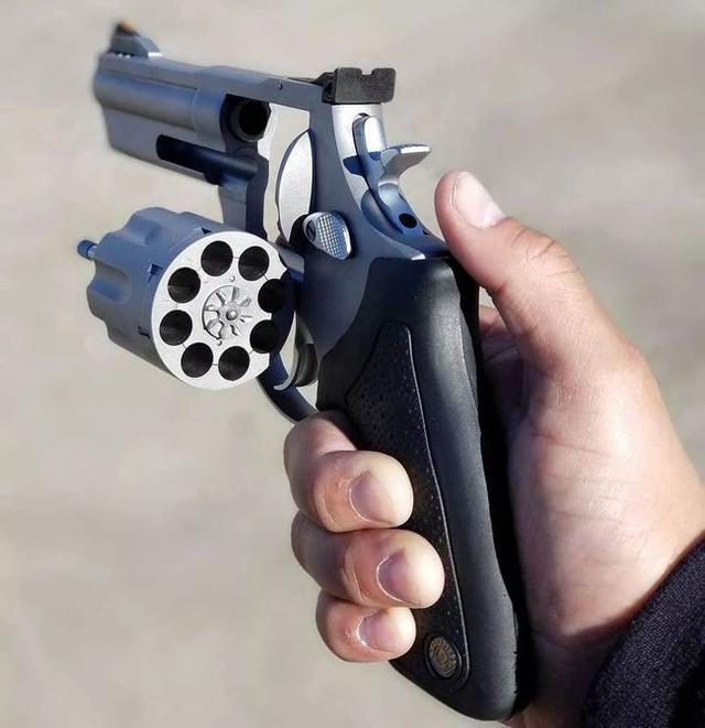 左轮手枪有什么较好性能?-惠修网