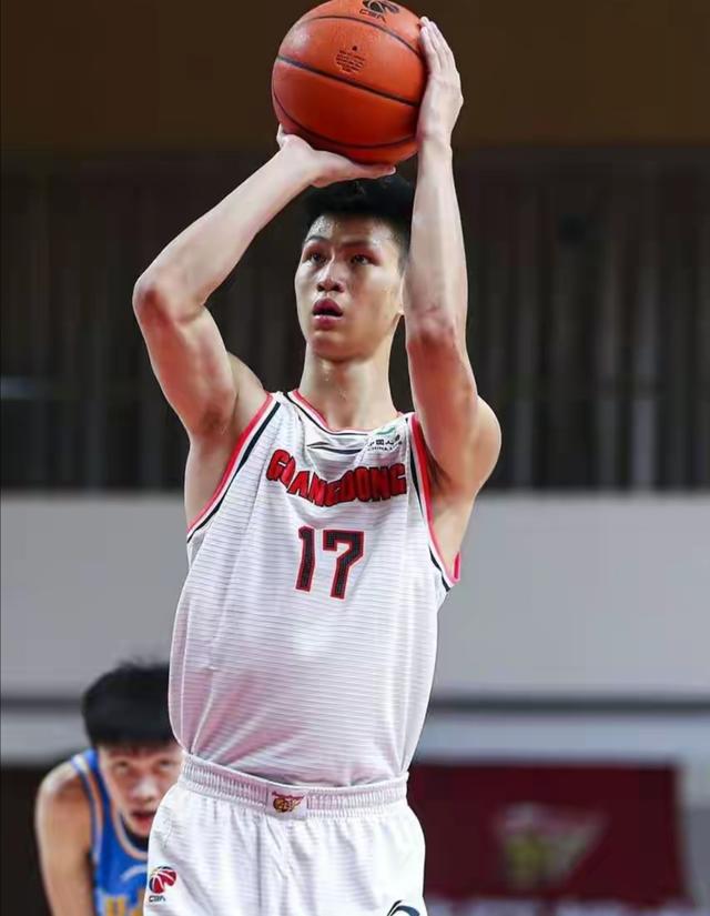 舞魂再现灵异事件:朱芳雨签下汤杰的真正原因是不是替代赵锦洋和马力克？
