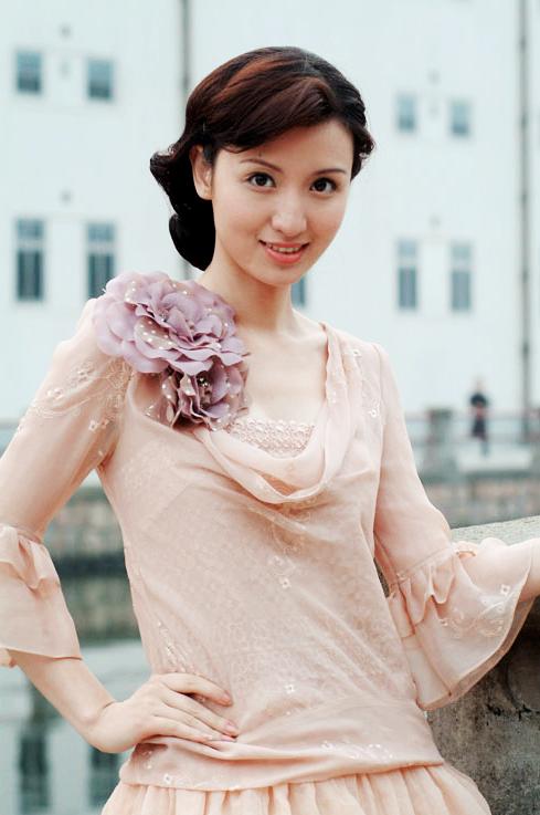 神话演员表:曾在环球小姐比赛中赢了汤唯的演员张萌，到底是个怎样的演员？