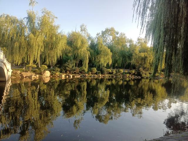 为什么有人养老金四五千总在喊穷,有人养老金两三千却很知足？