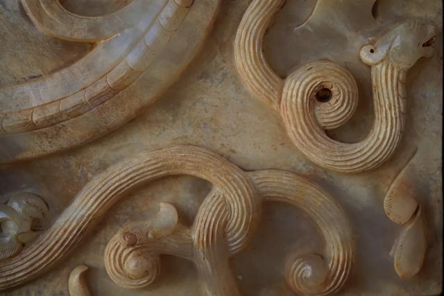 怎么辨别老玉的真假,怎样才能成为古玉鉴定高手？