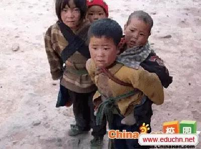疯狗病:如何看待杭州一9岁男孩狂犬病发作家属放弃治疗，这件事？ 疯狗病人视频