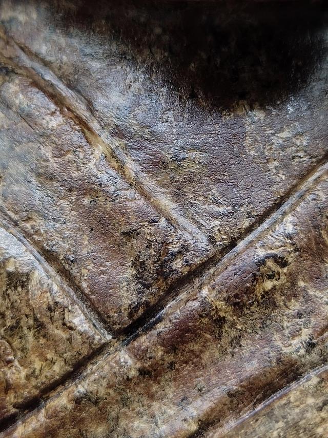 高古玉最简单的鉴定方法,高古玉的真假如何辨别?接刀工艺又是什么？