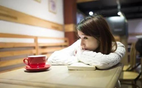 曝王菲答应婚事:父母不同意我跟我男朋友在一起，男朋友提议让我先怀孕可行吗？