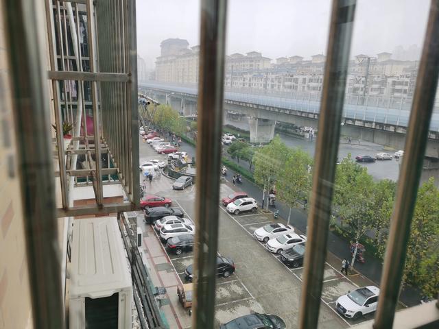 六楼不是一般人能住的,住在6楼，没有电梯是一种什么样的体验？