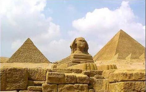 古埃及金字塔图片大全，为什么说地球上最大的金字塔并非埃及的胡夫金字塔