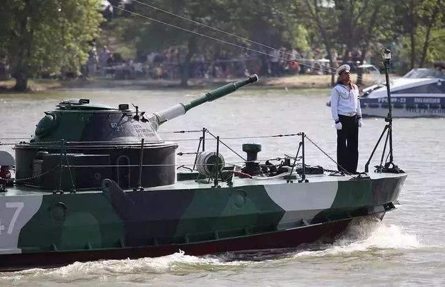 坦克炮艇曾经是苏系国家海军(河军)的一大特色,现在还有多少坦克炮艇