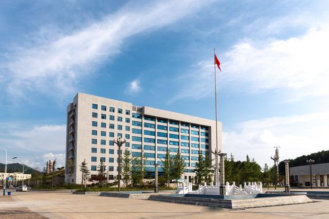 遵义医学院怎么样(遵义医学院整形外科怎么样)