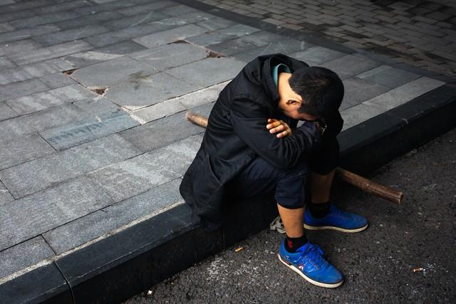 如果生活过不下去了，该怎么办？