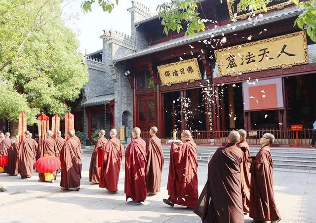 湖北武汉的汉口被誉为“四大名镇”之一，有哪些老街巷值得逛逛的？插图17