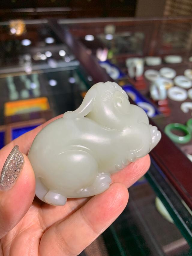 直播间的翡翠为啥便宜,翡翠直播间的套路你知道有哪些？