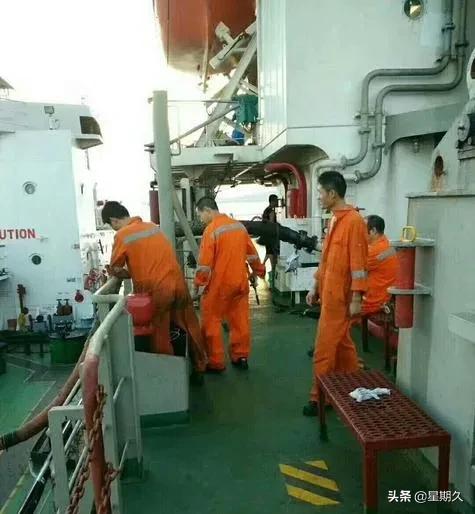 中国船长:为什么船长月薪五万以上，在船上还不需要干活值班呢？合理吗？