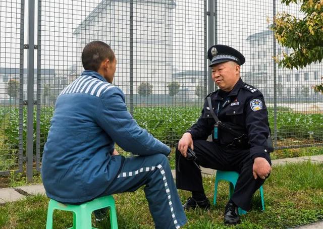 考上公务员后,在监狱上班是种什么体验？