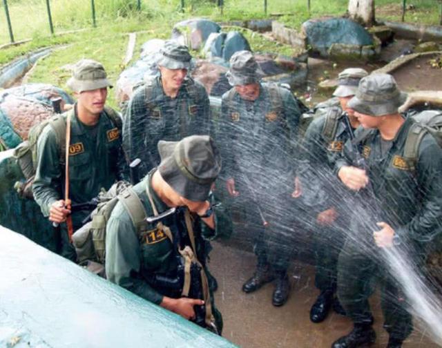 冲出亚马逊的原型，世界上有哪些国家的士兵，从委内瑞拉猎人学校成功回来的