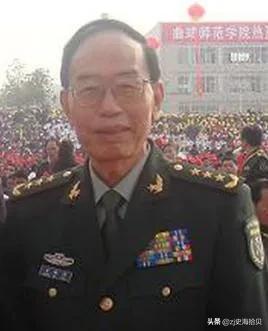 欧阳春将军简历:俄为叙军第25特战师新师长授勋，老师长哈桑去哪了？