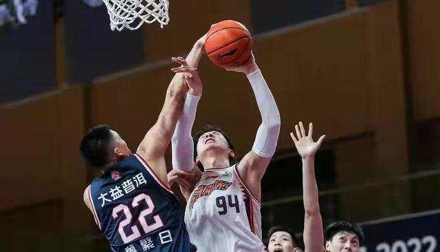 许君豪:周启豪在乒超男团决赛上独拿两分；他还有上升空间吗？