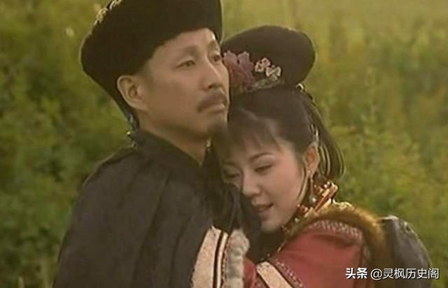 《康熙王朝》中容妃是康熙最喜欢的妃子，为什么会被康熙送入宗人府，后来又杀死所有看见她刷马桶的人？插图42