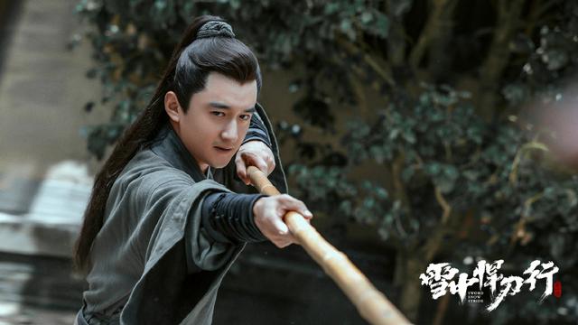 《雪中》李淳罡不是天下第一吗,怎么打吴六鼎都这么吃力？