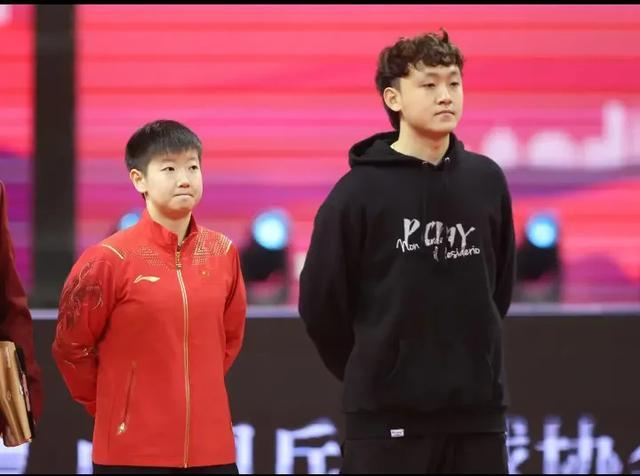 陈幸同乒乓球个人资料:如何看待孙颖莎和陈幸同在热身赛都以3比4输给男选手