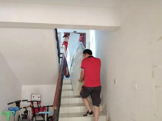 六楼不是一般人能住的,住在6楼，没有电梯是一种什么样的体验？