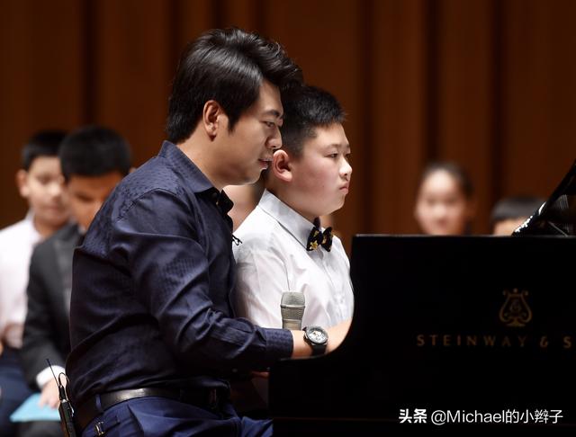 理查德克莱德曼简介:克莱德曼在世界钢琴界处于什么地位？你如何评价？
