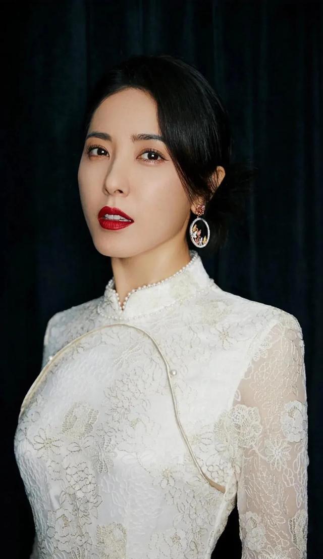 如何评价貌美如花有演技的女星曾黎?_晶羽科技
