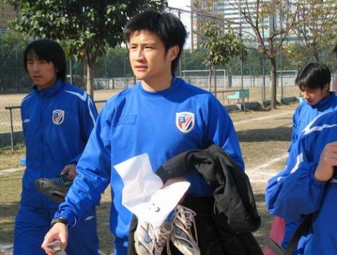 安贞焕妻子:亚洲足坛历史最帅11人阵容，又要帅又要能打，怎么选？