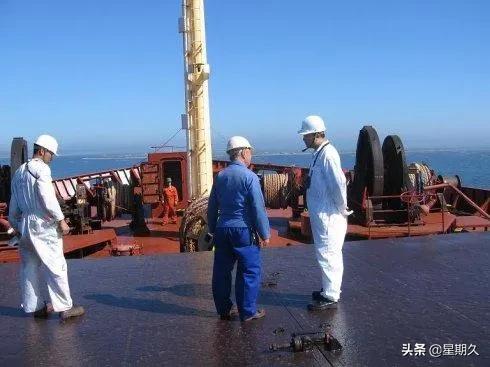 海员讲述的灵异事件:大海深处充满神秘，船员在海上最忌讳做的事是什么呢？