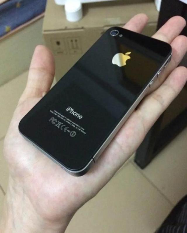 我是真的不明白并且非常讨厌，现在的有些手机为什么用玻璃背壳，难道是自信的认为这样很帅？插图12