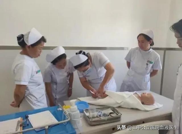 小孩子刚生下来为什么要查足跟血？图片