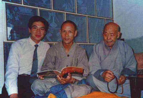 李娜为何出家:著名歌星李娜为什么会出家？