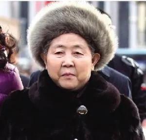 中国目前有没有白手起家的人？