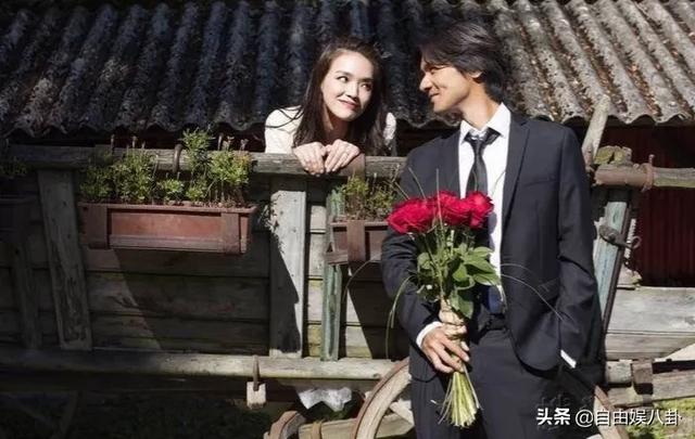林心如的老公结婚照:娱乐圈中哪一对的结婚照是你最喜欢的呢。 ​​​​