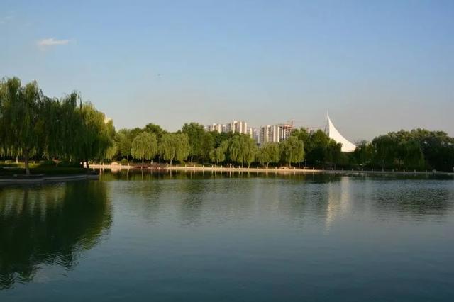 我国最大的人工湖是什么湖？