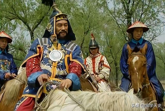 雍正王朝：手握十万精兵的年羹尧,为什么会被几个侍卫轻易拿下？