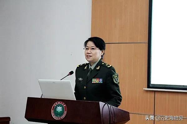 电影演员李秀明:还记得演员张金玲吗她的现状如何