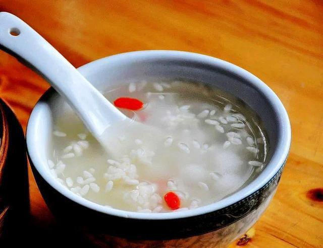女人吃甜酒酿有什么好处呢？