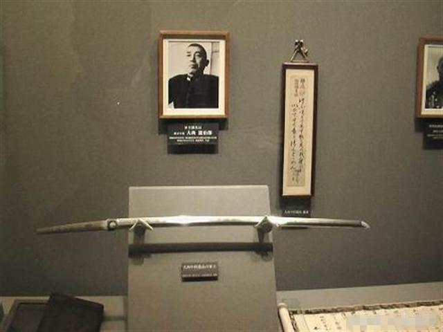 日本投降当天切腹有多少人:二战日本人的洗脑有多可怕，不仅自己人切腹，韩国人为何也中招？