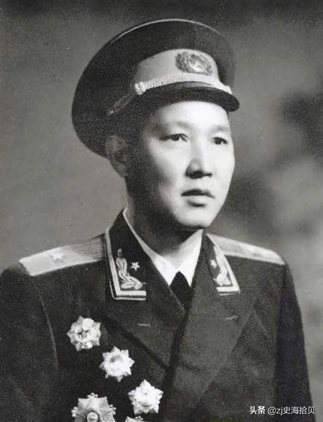 中共中央顾问委员会:2003年都发生了什么？