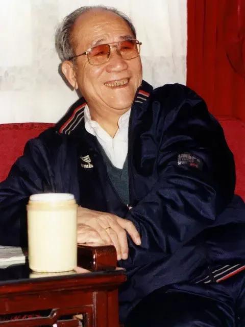 下:贾振良,黄铁良,杨紫阳,马季,胡必达,殷培田,贾冀光,丁广泉,康达夫