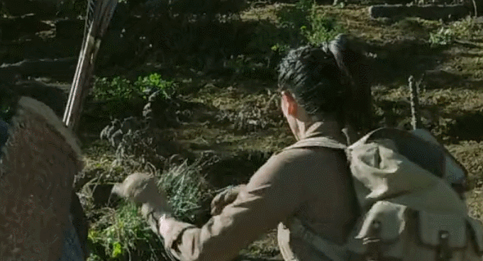 云南虫谷开播时间:为何潘粤明主演的电视剧《云南虫谷》会口碑炸裂？