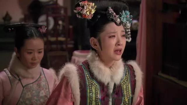 祺贵人:甄嬛传：祺贵人从冷宫跑出来时为何是光着脚的？
