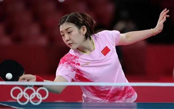 国乒刘诗雯老公是谁:12小时后，国乒刘诗雯仍是焦点，刘国梁顺应民意还是坚持到底？