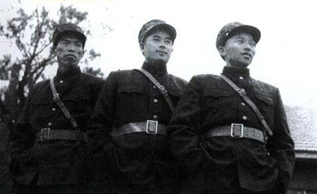 刘西元:《长津湖》梅生为什么将全连的帽徽和肩章摘下来上交？