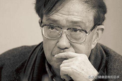 张艺谋是不是国内所有导演中,成就最高的？