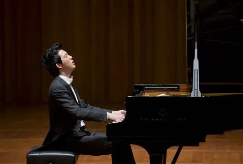 李云迪和郎朗:朗朗和李云迪谁的声望更高？